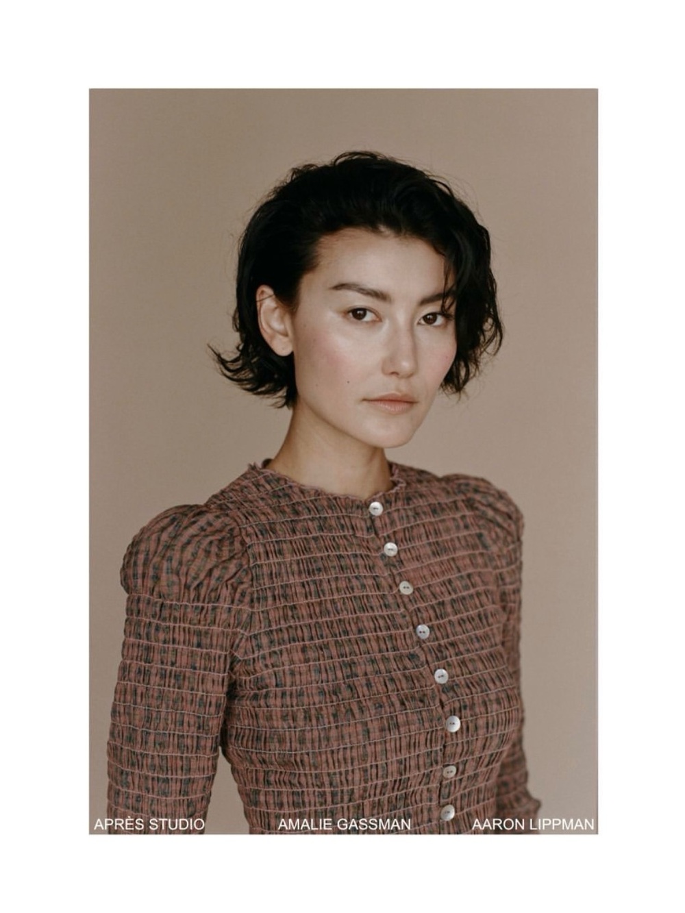 Après Studio Blossom Gingham Long Sleeve Top Smocked Plaid Neutral Multicolor - Picture 7 of 13